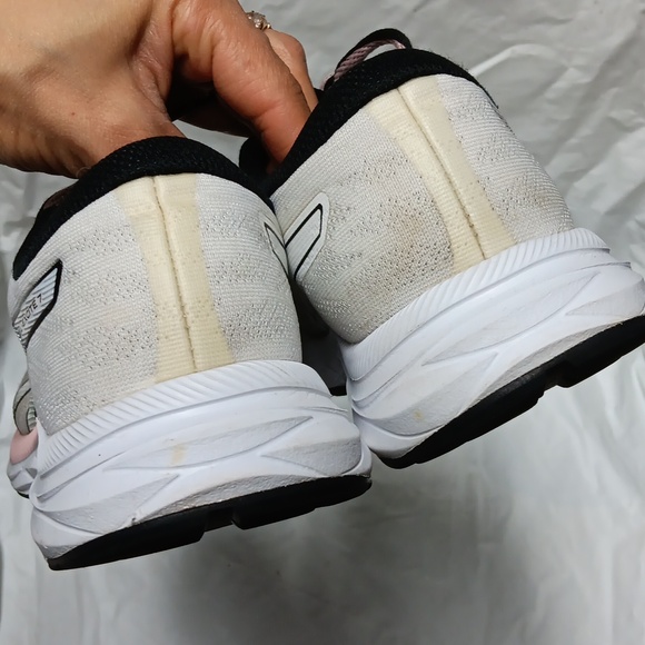 Asics Women's Running Shoes in White and Pink Size 8 - Picture 9 of 15